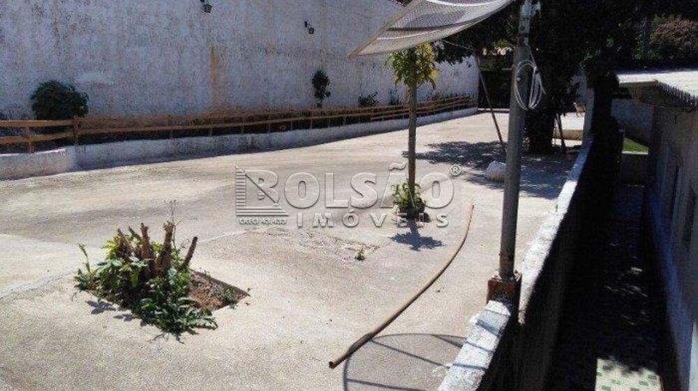 Casa, 3 quartos, 300 m² - Foto 1