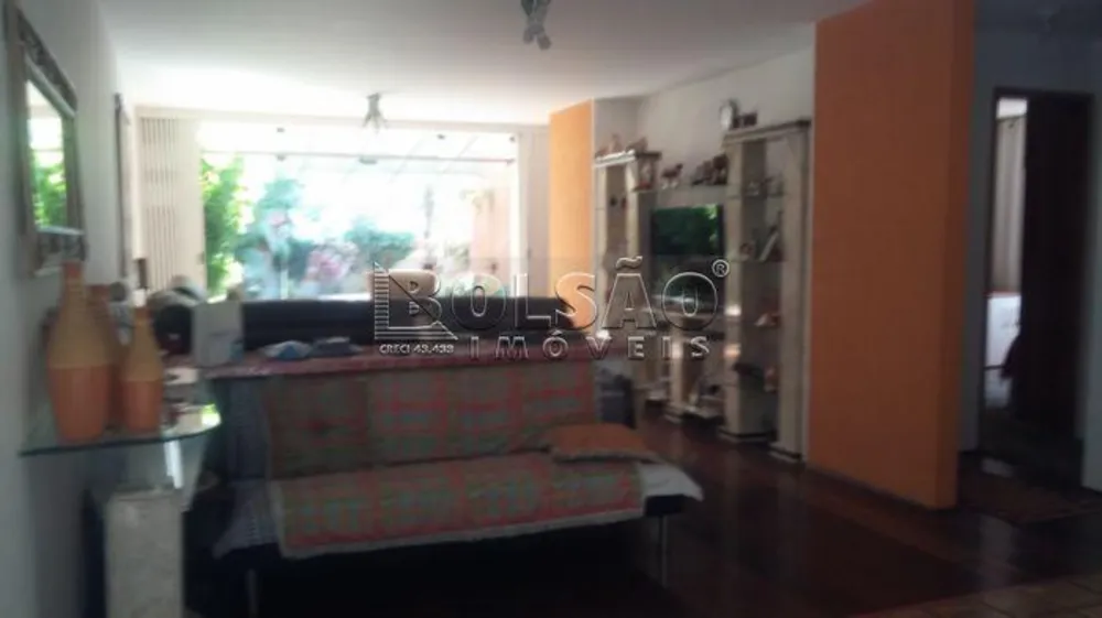 Sobrado, 3 quartos, 560 m² - Foto 1