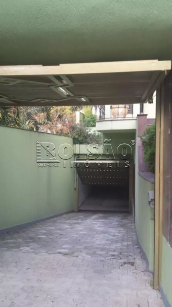 Sobrado à venda com 4 quartos, 500m² - Foto 2