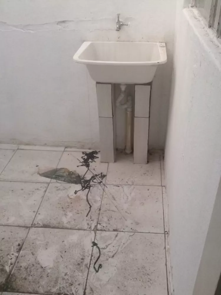 Sobrado à venda com 3 quartos, 180m² - Foto 11