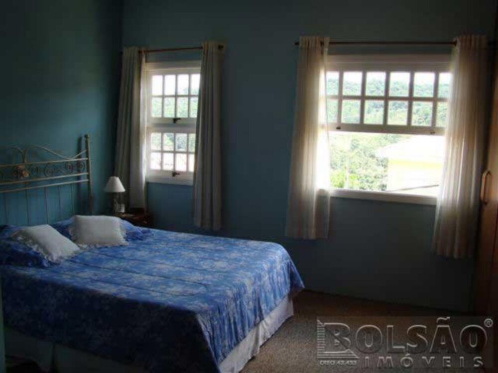 Sobrado, 4 quartos, 250 m² - Foto 1
