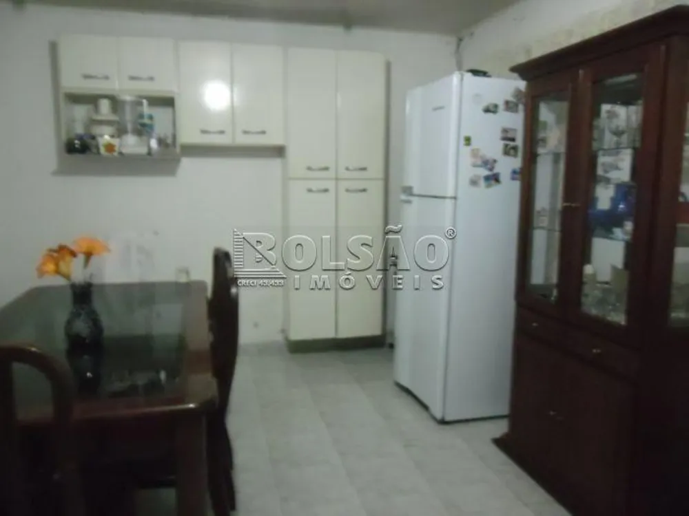 Casa, 6 quartos, 252 m² - Foto 3