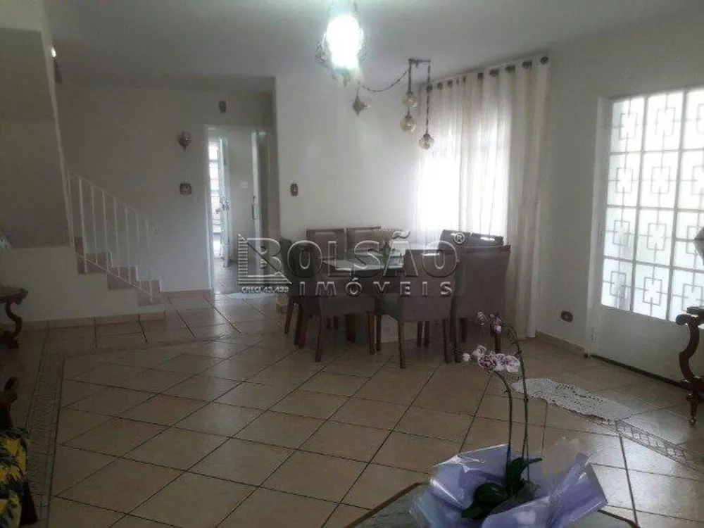 Sobrado à venda com 5 quartos, 300m² - Foto 6