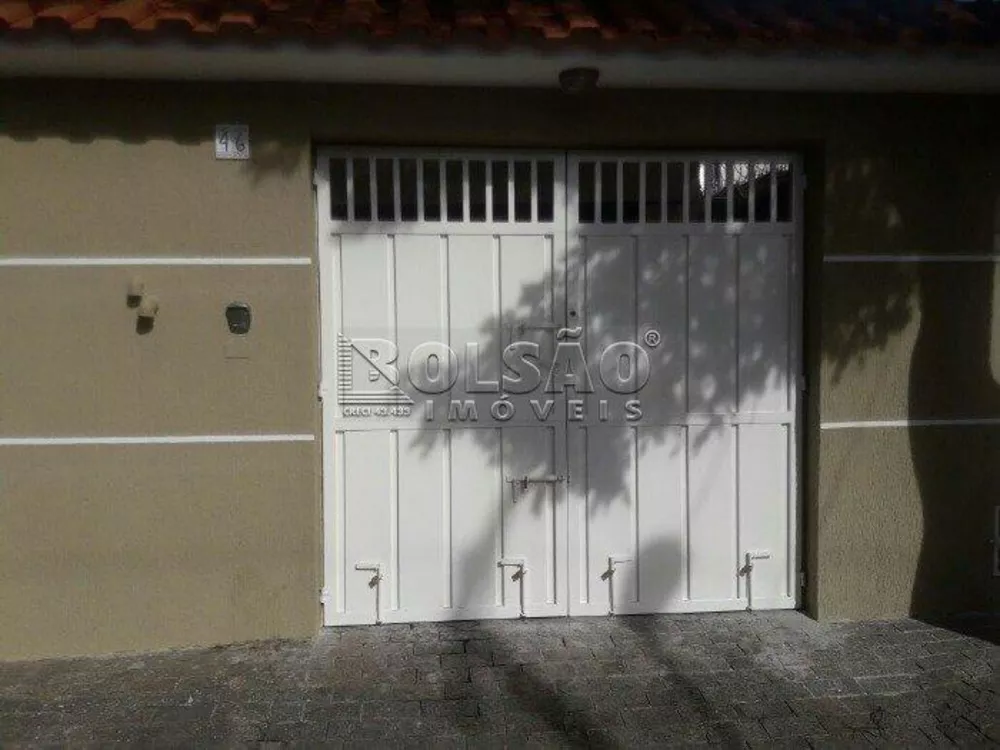 Sobrado à venda com 5 quartos, 300m² - Foto 1