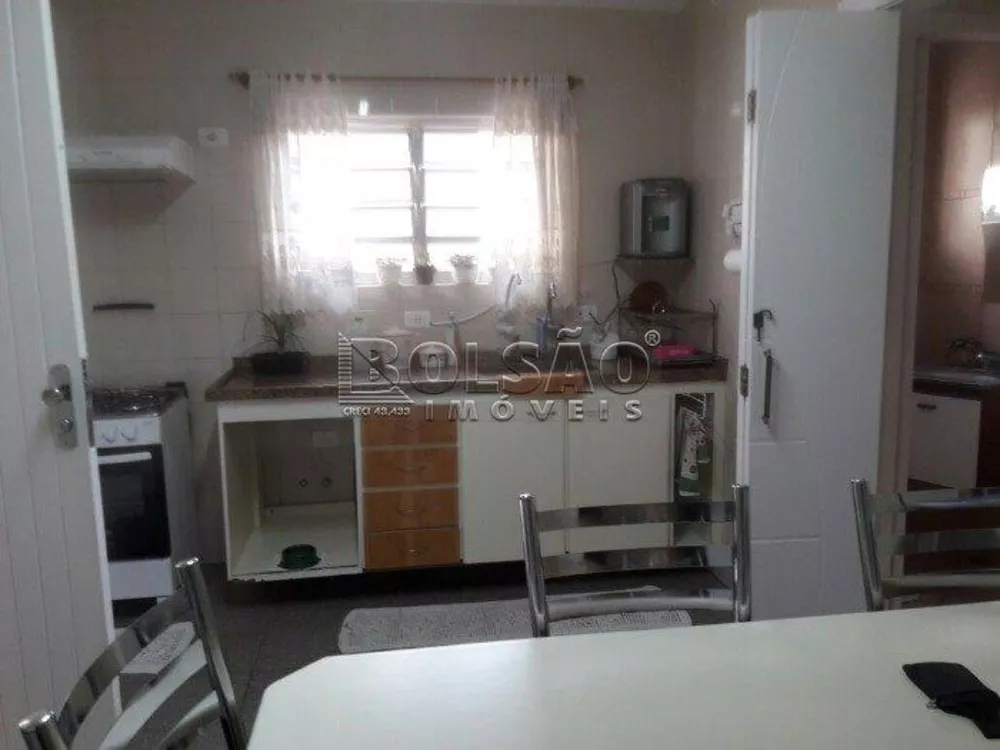 Sobrado à venda com 5 quartos, 300m² - Foto 8