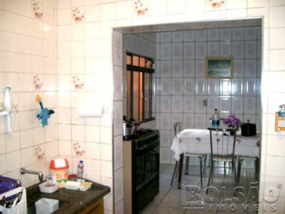 Sobrado, 3 quartos, 297 m² - Foto 2