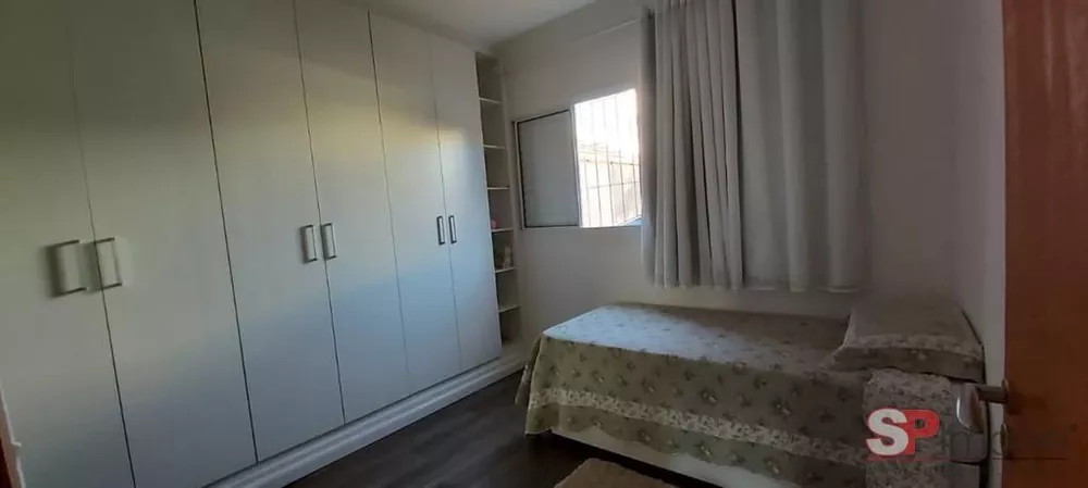 Sobrado à venda com 3 quartos, 250m² - Foto 4