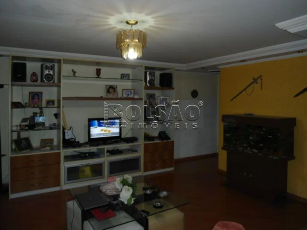 Sobrado, 3 quartos, 240 m² - Foto 1