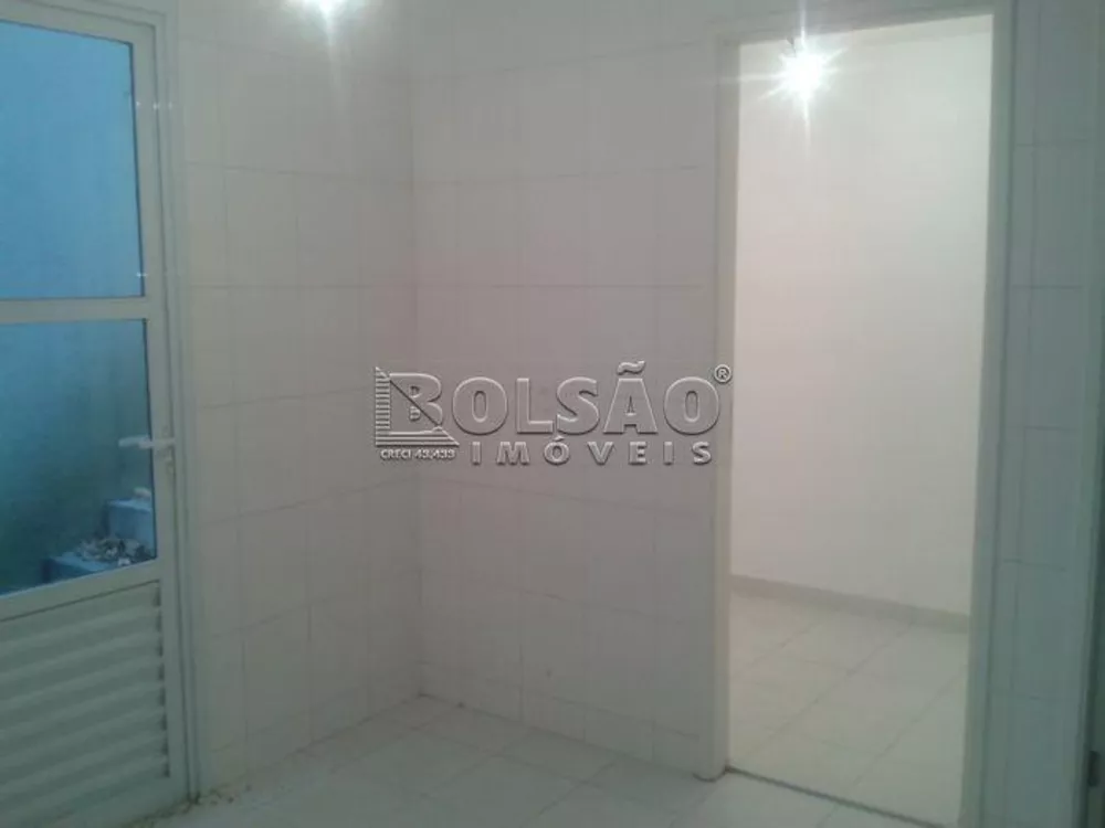 Casa, 3 quartos, 225 m² - Foto 1