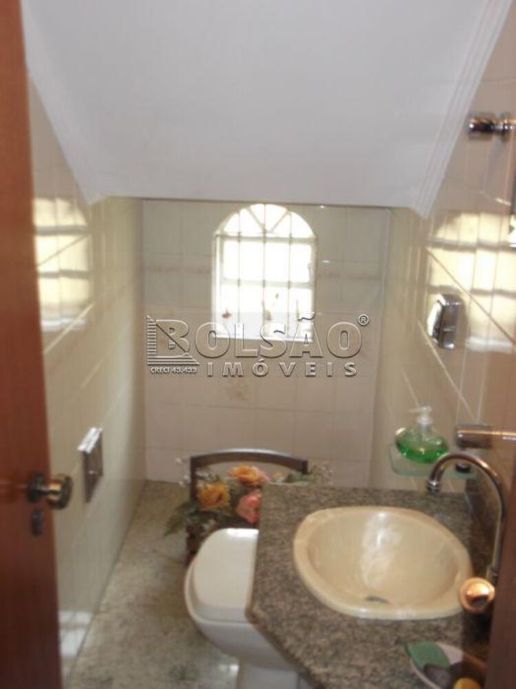 Sobrado, 3 quartos, 265 m² - Foto 2