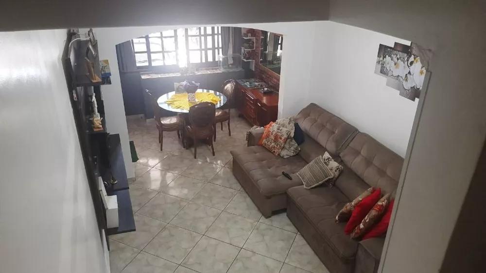 Sobrado à venda com 3 quartos, 135m² - Foto 2