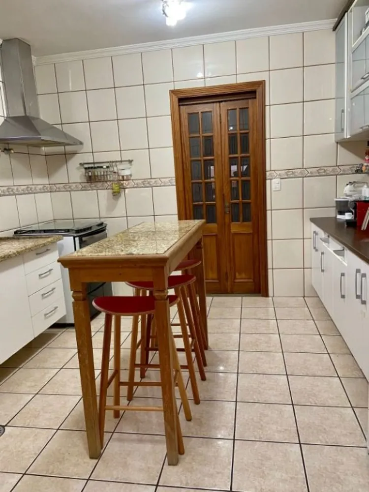 Sobrado, 4 quartos, 300 m² - Foto 4
