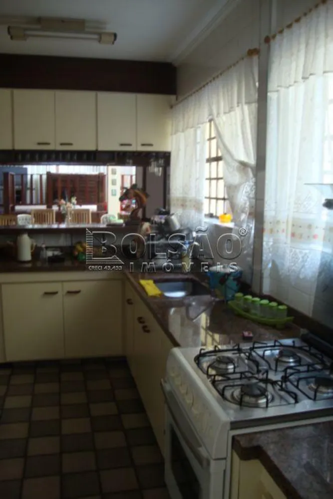 Casa, 4 quartos, 300 m² - Foto 29