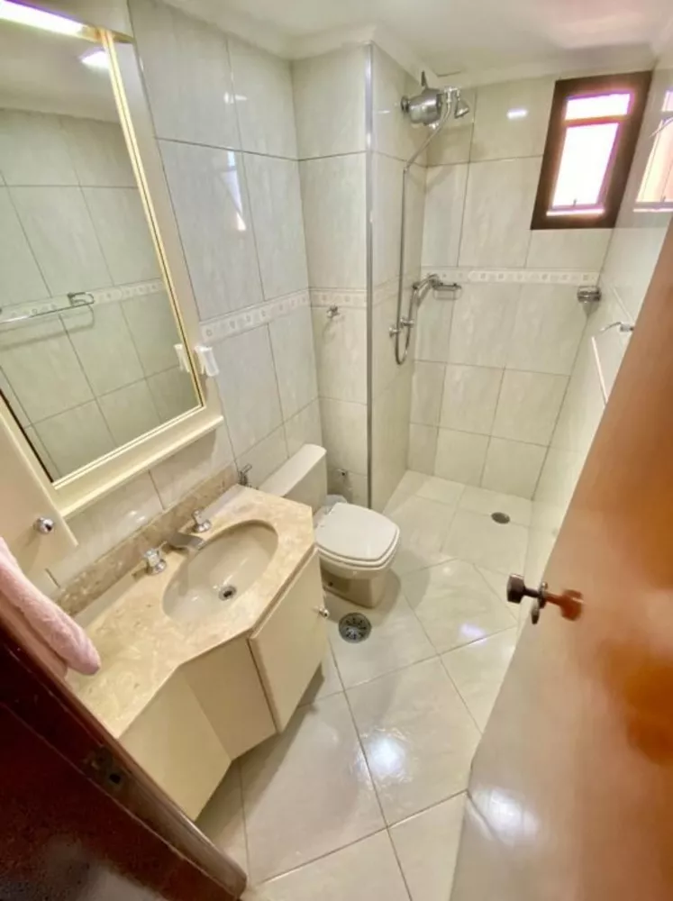 Apartamento à venda com 3 quartos, 95m² - Foto 2