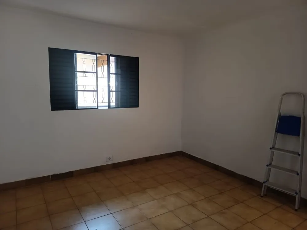 Casa, 3 quartos, 230 m² - Foto 1