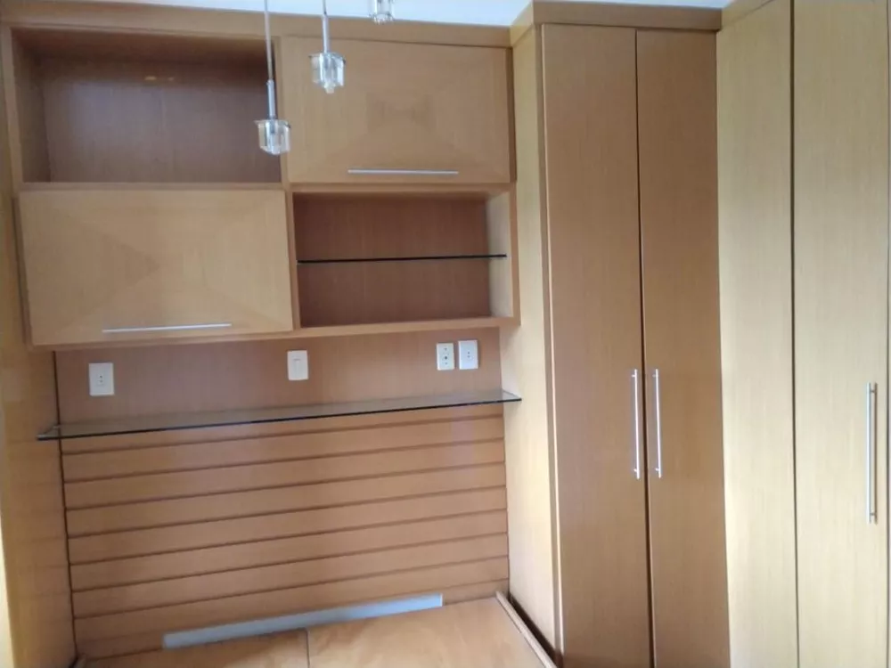 Apartamento para alugar com 3 quartos, 130m² - Foto 8