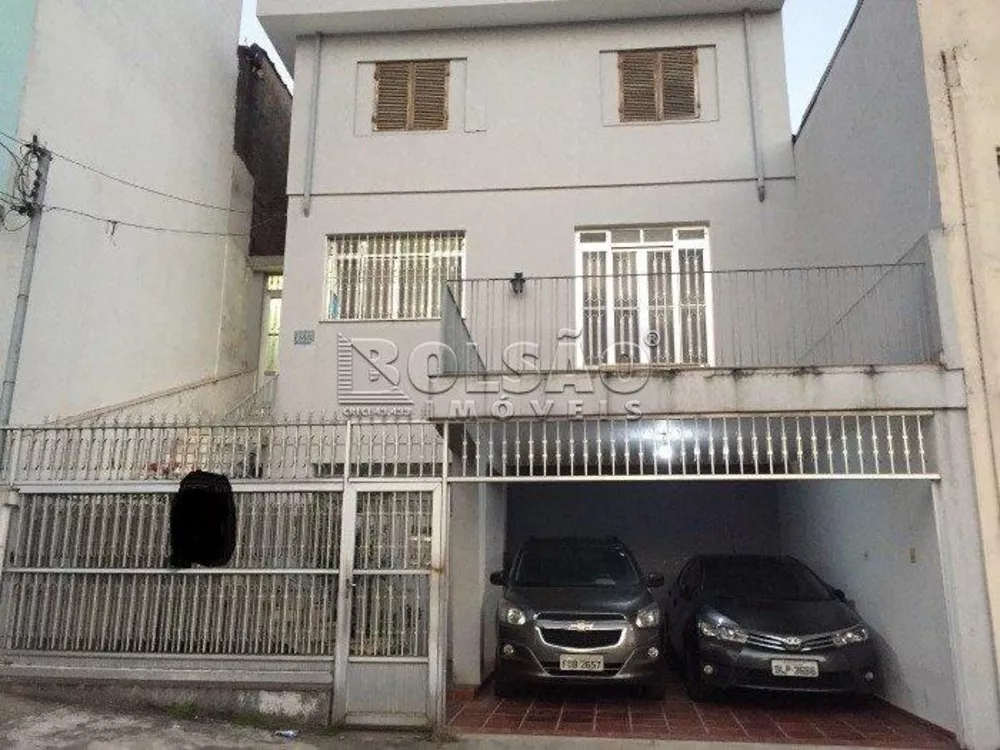 Sobrado à venda com 3 quartos, 200m² - Foto 1