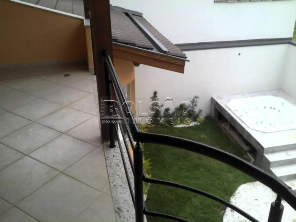 Sobrado, 3 quartos, 343 m² - Foto 1