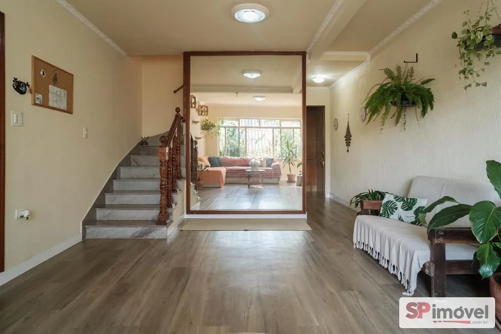 Sobrado, 4 quartos, 390 m² - Foto 1