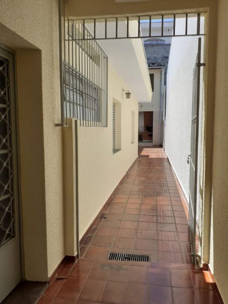 Sobrado, 3 quartos, 243 m² - Foto 1