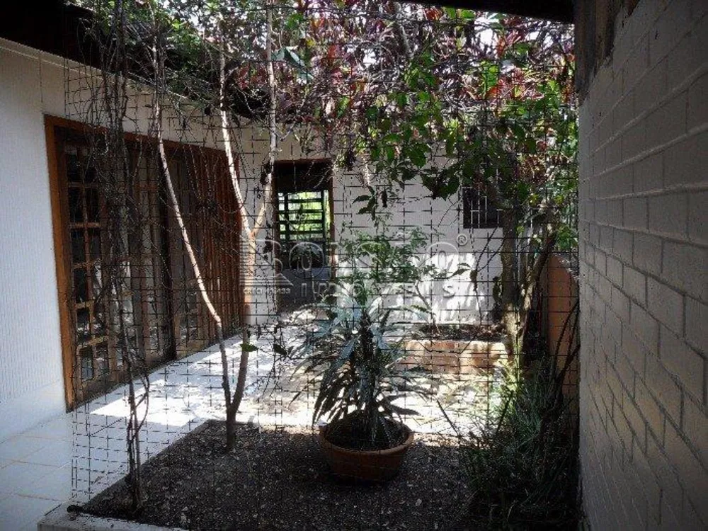 Casa, 4 quartos, 200 m² - Foto 1