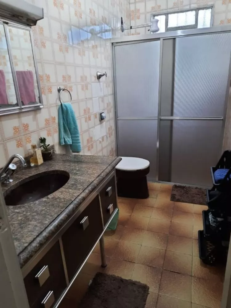 Casa à venda com 2 quartos, 115m² - Foto 2