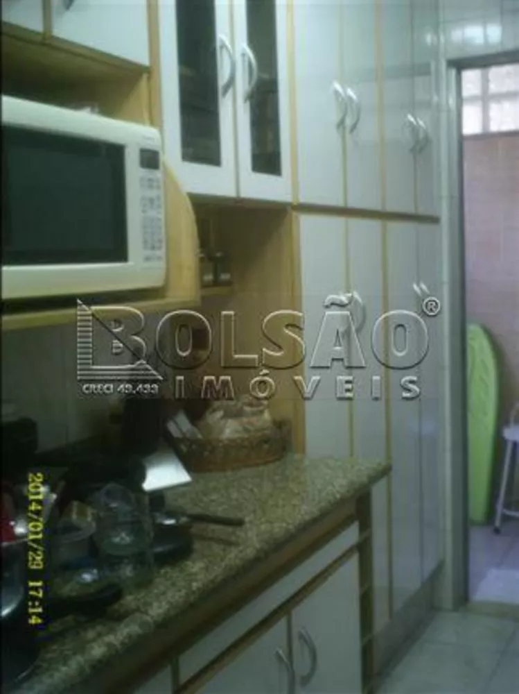 Casa à venda com 3 quartos, 90m² - Foto 1