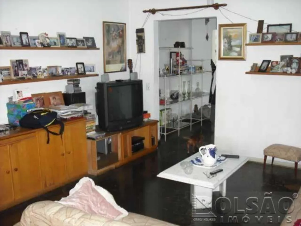 Sobrado, 6 quartos, 250 m² - Foto 1