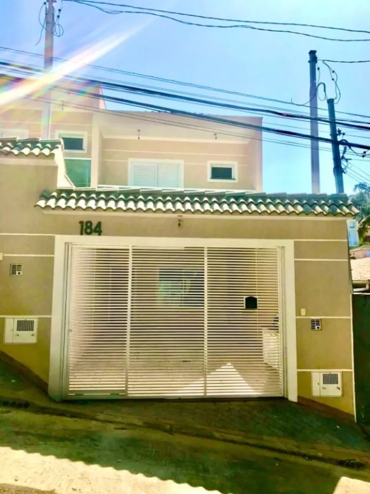 Sobrado à venda com 3 quartos, 177m² - Foto 1