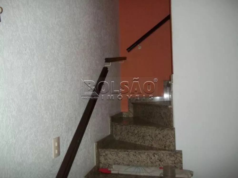 Sobrado à venda com 3 quartos, 200m² - Foto 11