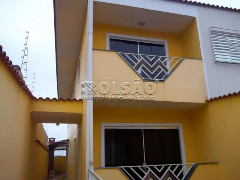 Sobrado à venda com 3 quartos, 200m² - Foto 1