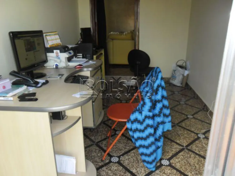 Sobrado, 3 quartos, 240 m² - Foto 1