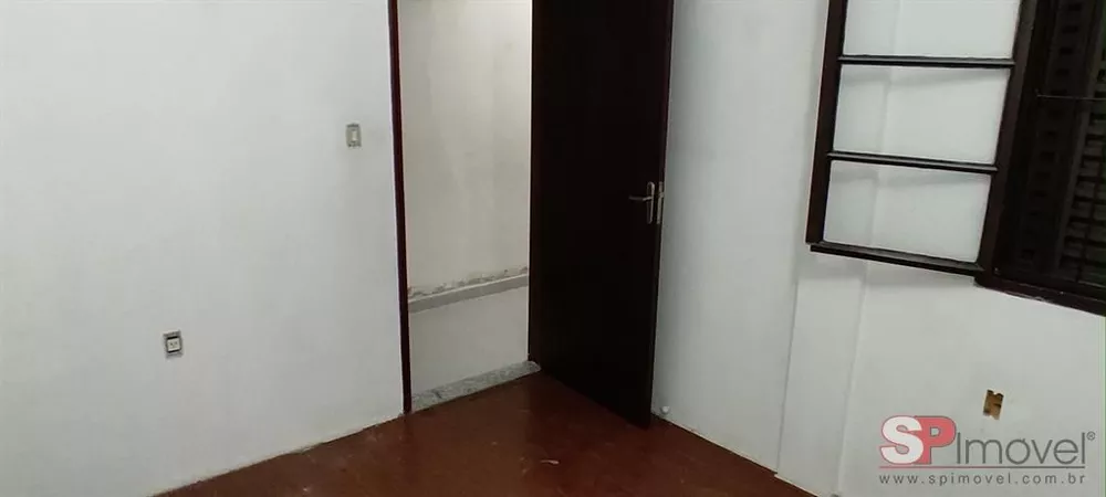 Casa à venda com 4 quartos, 200m² - Foto 4