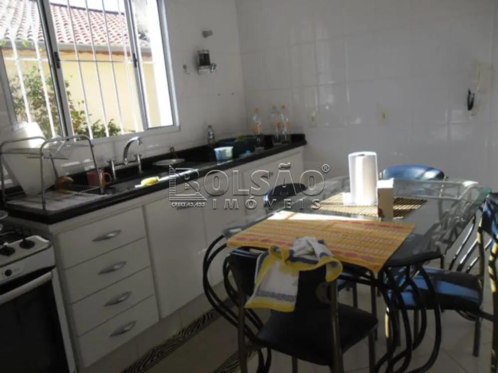 Casa, 3 quartos, 380 m² - Foto 1