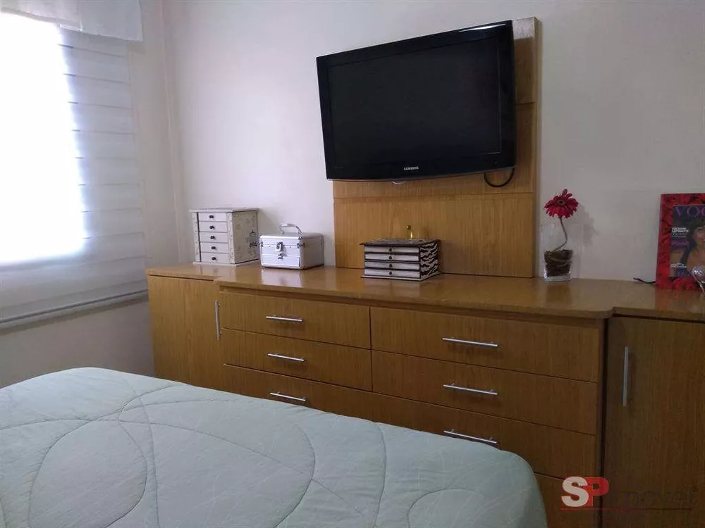 Apartamento à venda com 3 quartos, 151m² - Foto 2