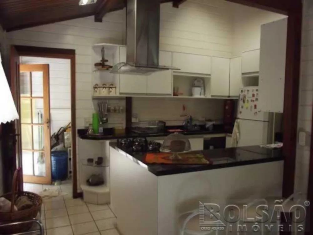 Sobrado, 8 quartos, 350 m² - Foto 2