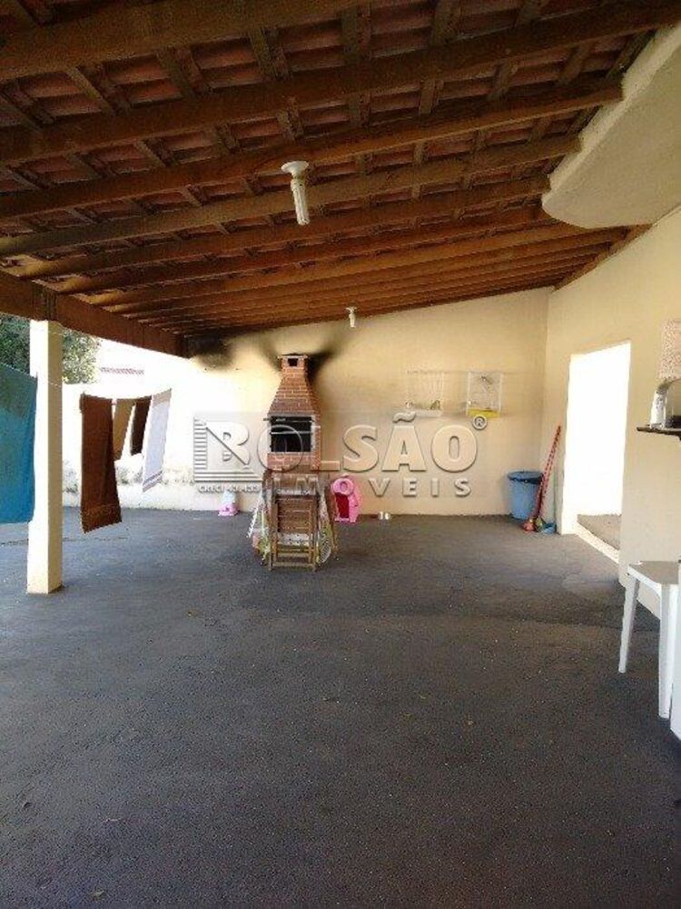 Casa, 5 quartos, 250 m² - Foto 1