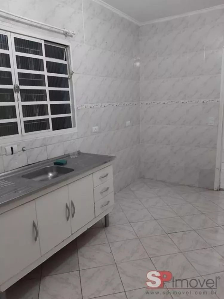 Casa à venda com 1 quarto, 40m² - Foto 4