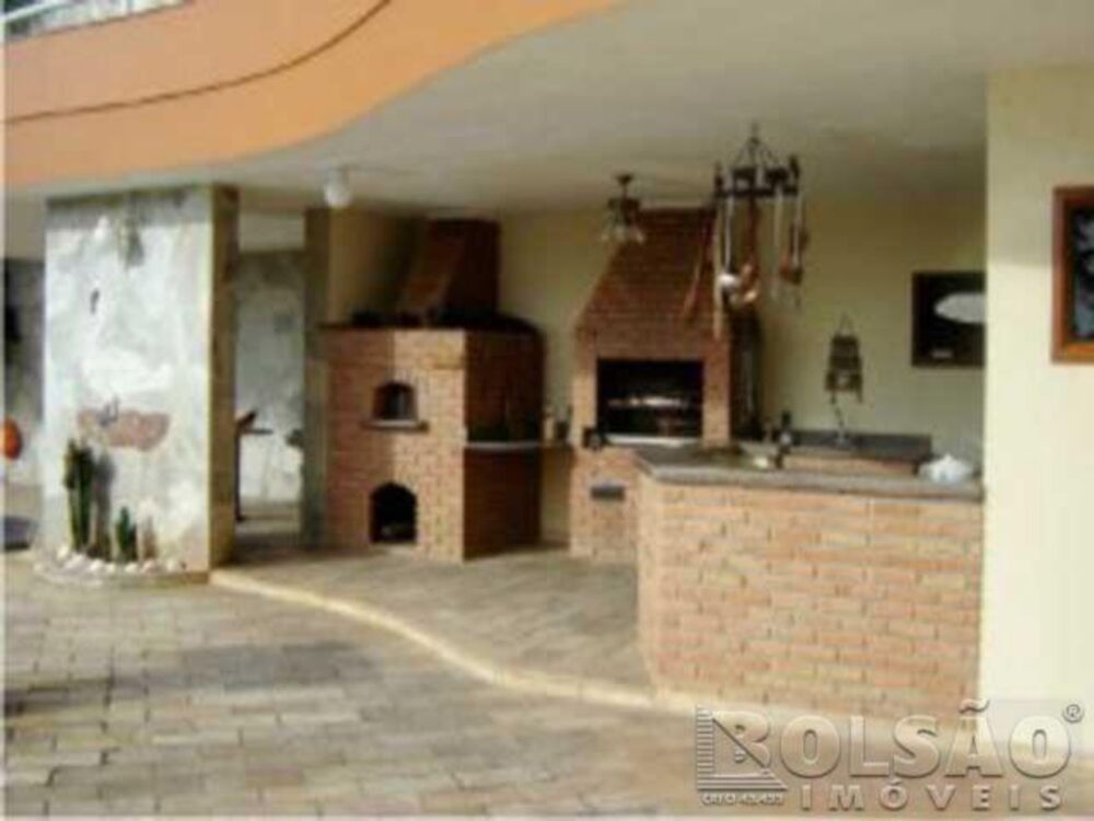 Sobrado à venda com 4 quartos, 1000m² - Foto 1