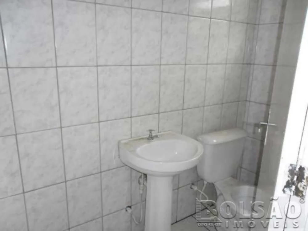 Sala-Conjunto, 200 m² - Foto 1