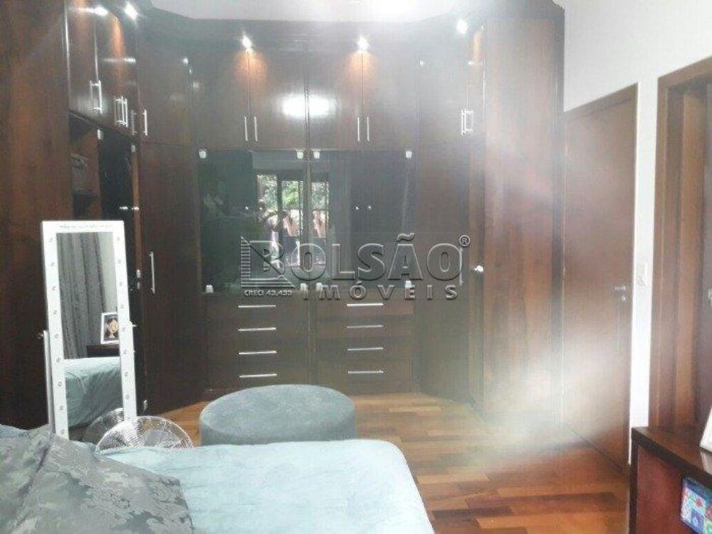 Sobrado, 3 quartos, 600 m² - Foto 5