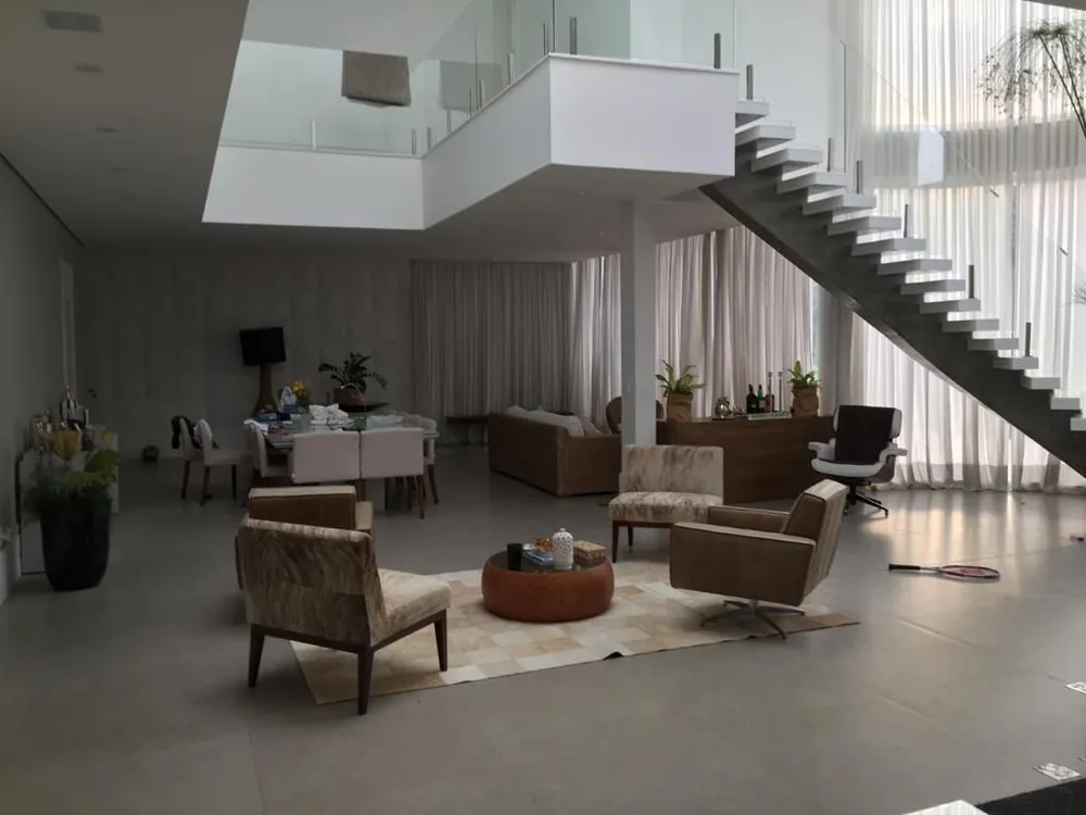 Sobrado, 4 quartos, 700 m² - Foto 2
