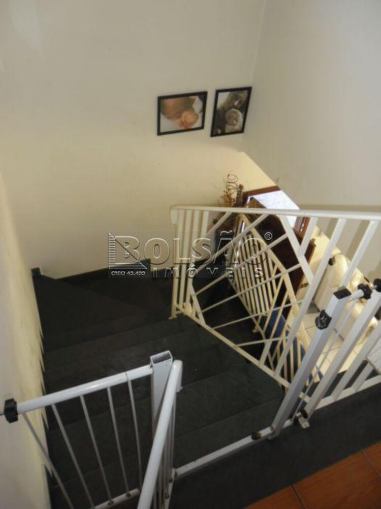 Sobrado, 3 quartos, 200 m² - Foto 2