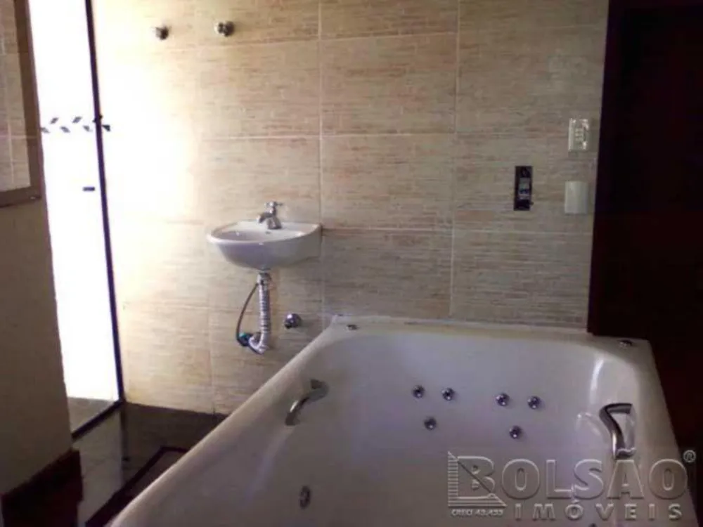 Apartamento, 3 quartos, 119 m² - Foto 2