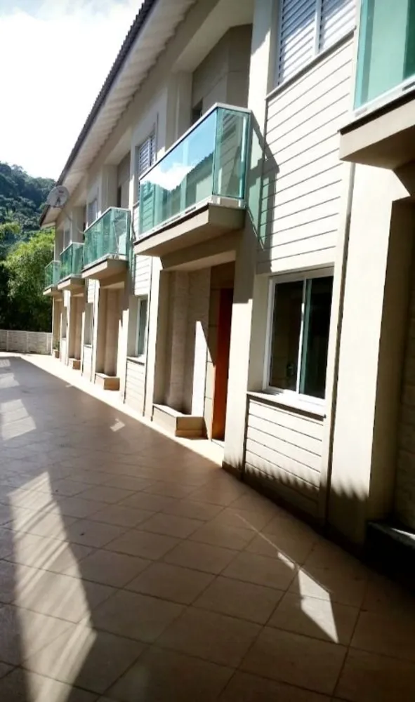 Sobrado, 3 quartos, 123 m² - Foto 1