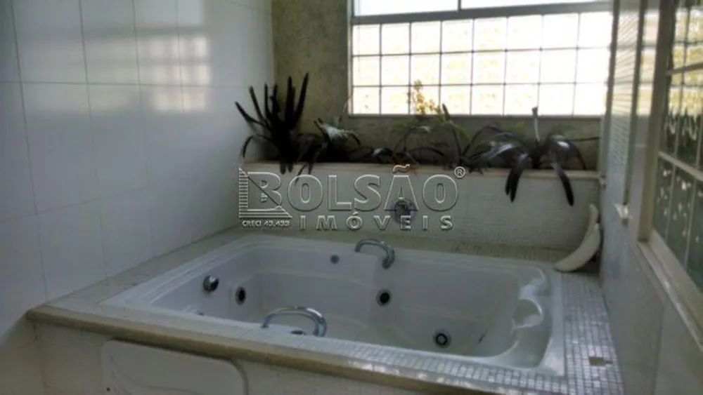 Casa, 4 quartos, 900 m² - Foto 1
