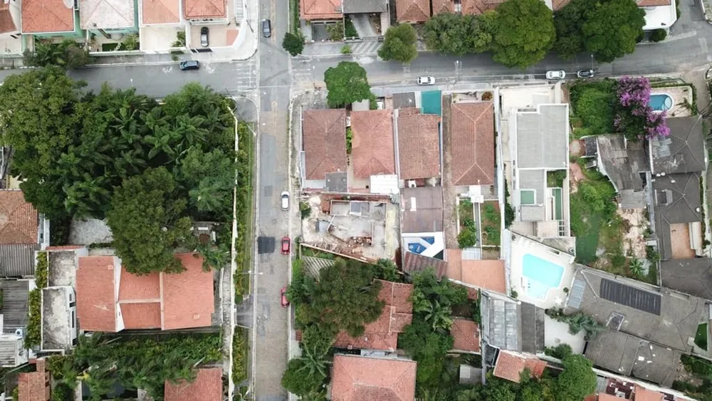 Sobrado, 3 quartos, 630 m² - Foto 1