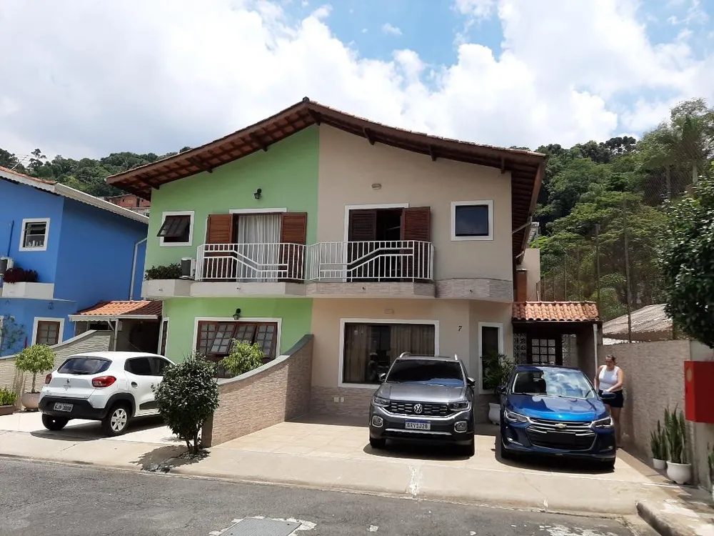 Sobrado, 3 quartos, 176 m² - Foto 1