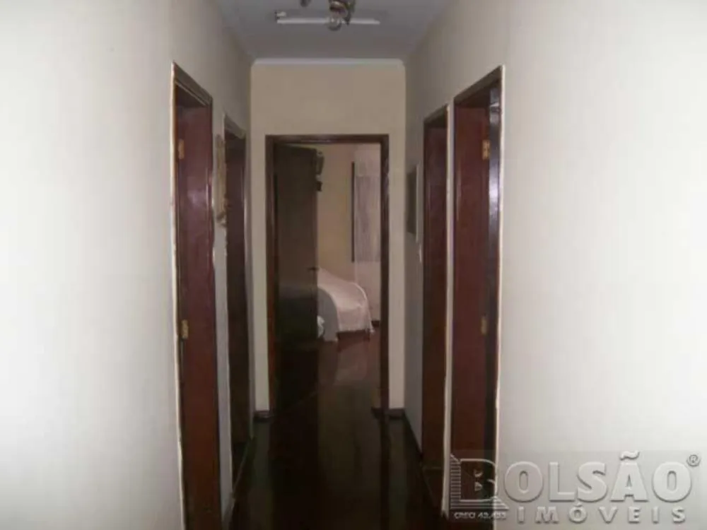 Casa, 3 quartos, 200 m² - Foto 1