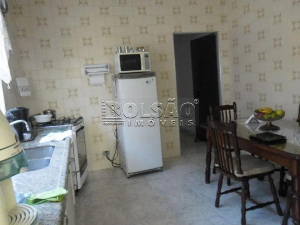 Casa, 3 quartos, 286 m² - Foto 1